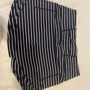 Athleta navy and white stripe tennis skirt